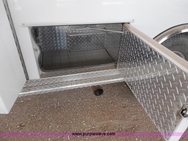 image for item F8768 1995 Ford Econoline E350 ambulance