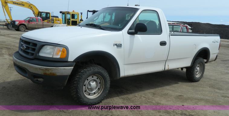image for item G7835 2000 Ford F150 pickup truck