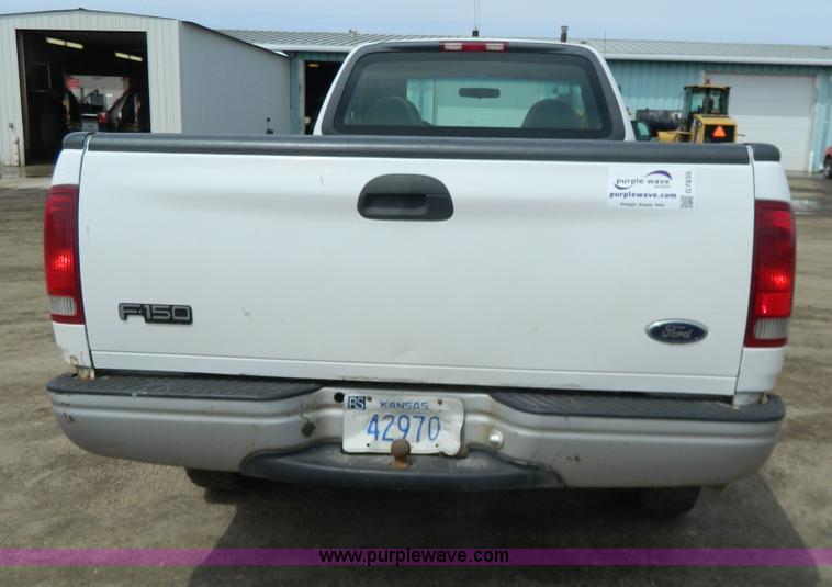 image for item G7835 2000 Ford F150 pickup truck