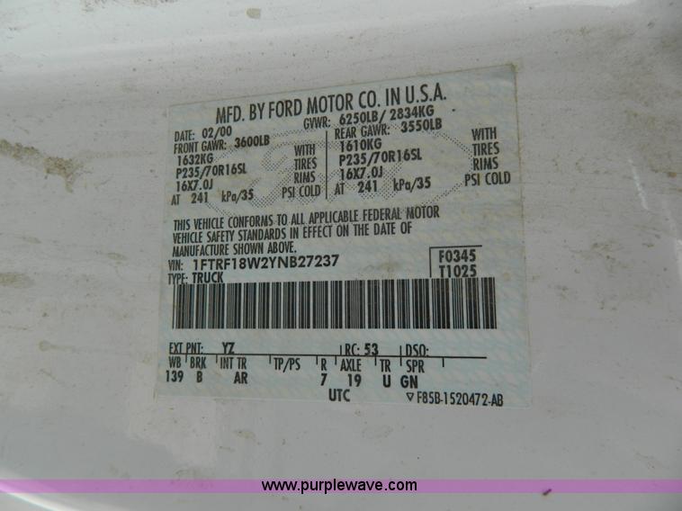 image for item G7835 2000 Ford F150 pickup truck