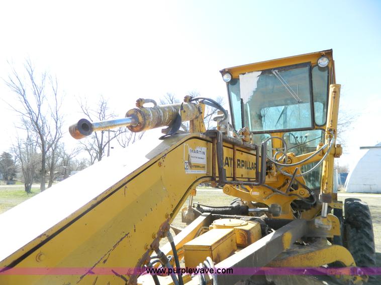 image for item G7837 1976 Caterpillar 120G motor grader