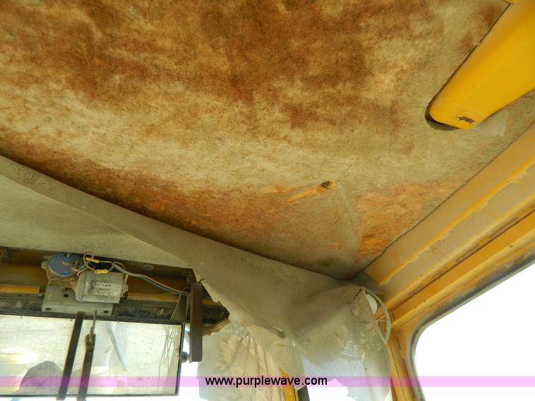 image for item G7837 1976 Caterpillar 120G motor grader