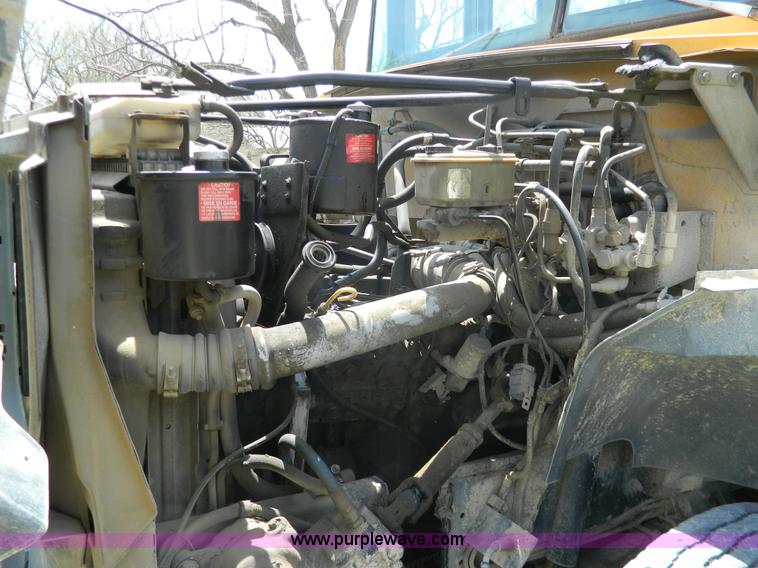 image for item G7848 1996 Ford Blue Bird school bus