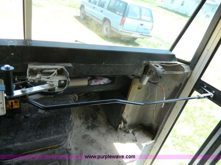 image for item G7848 1996 Ford Blue Bird school bus