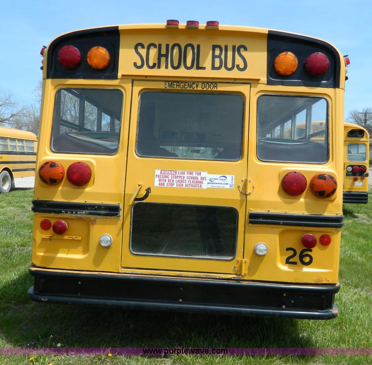 image for item G7849 1994 Chevrolet 10 school bus