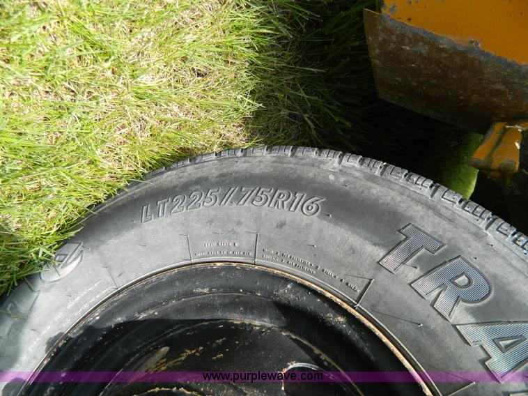 image for item G7849 1994 Chevrolet 10 school bus