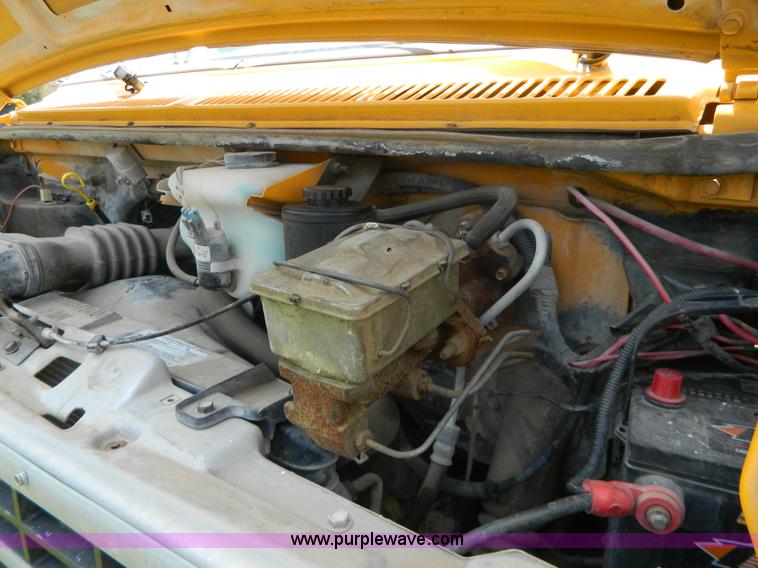 image for item G7849 1994 Chevrolet 10 school bus