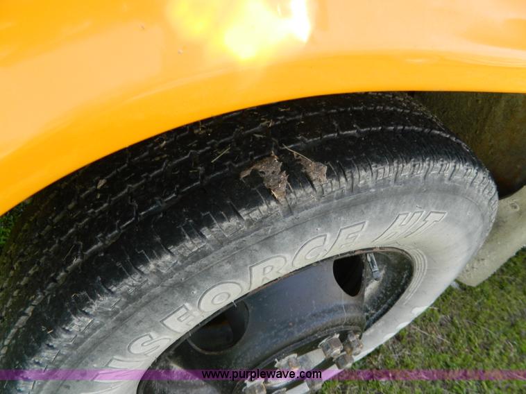 image for item G7850 1994 GMC 3500 school bus