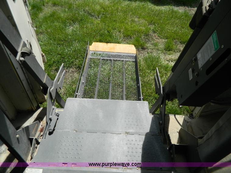 image for item G7850 1994 GMC 3500 school bus