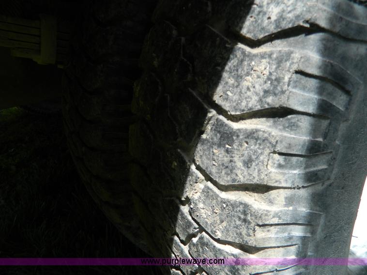 image for item G7850 1994 GMC 3500 school bus