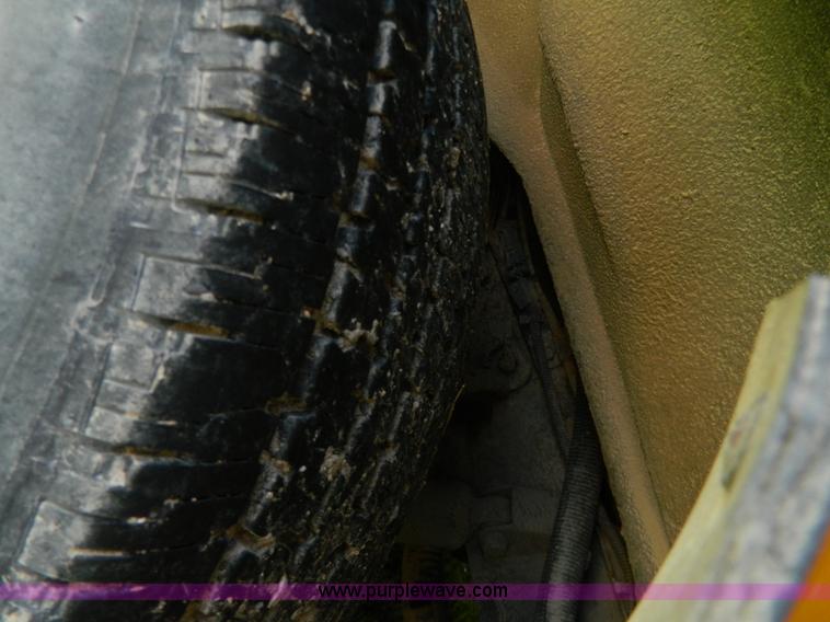 image for item G7850 1994 GMC 3500 school bus