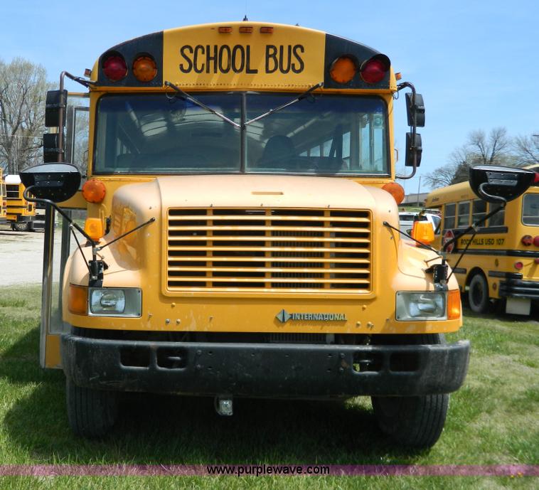 image for item G7851 1992 International school bus