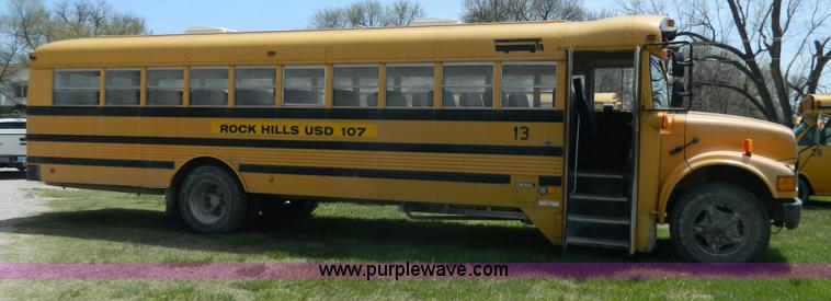 image for item G7851 1992 International school bus