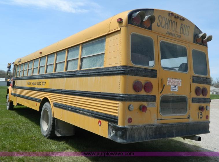 image for item G7851 1992 International school bus