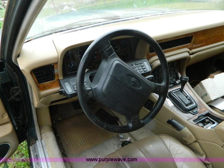 image for item G7858 1994 Jaguar XJ6