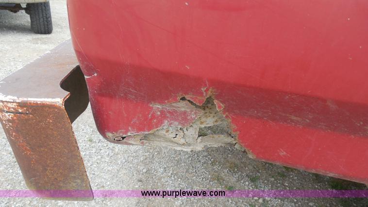 image for item H3169 1991 Ford F150 Custom pickup truck