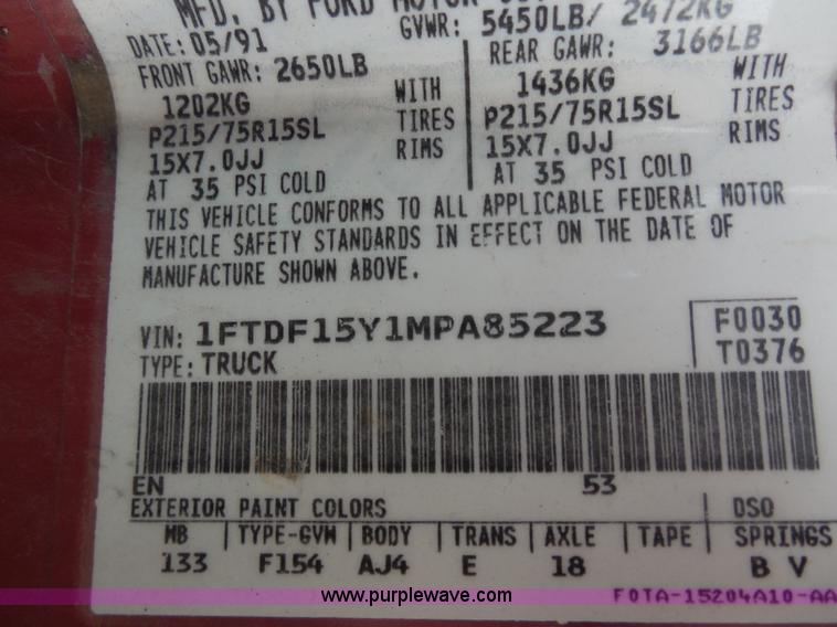 image for item H3169 1991 Ford F150 Custom pickup truck