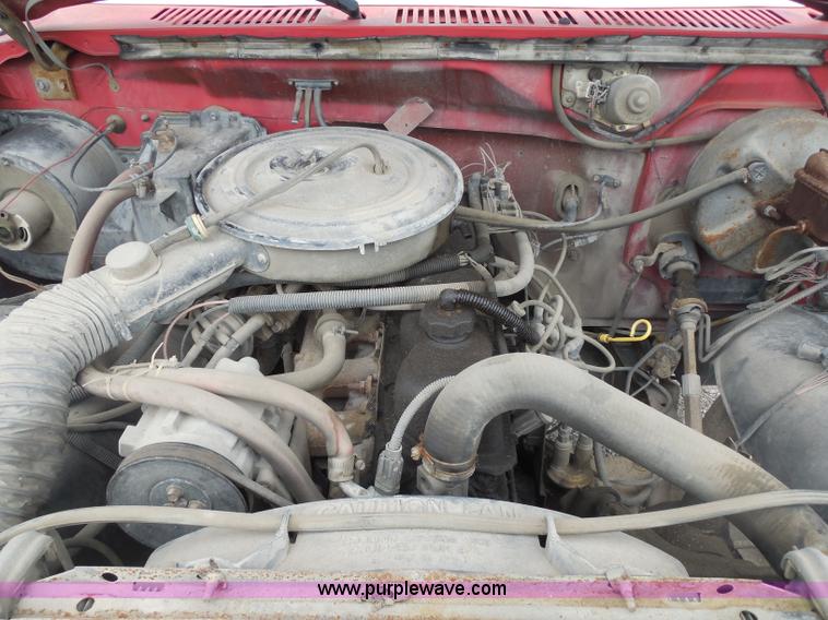 image for item H3170 1984 Ford F150 pickup truck