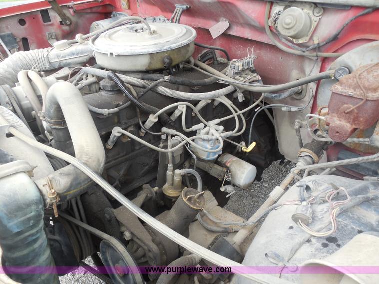 image for item H3170 1984 Ford F150 pickup truck