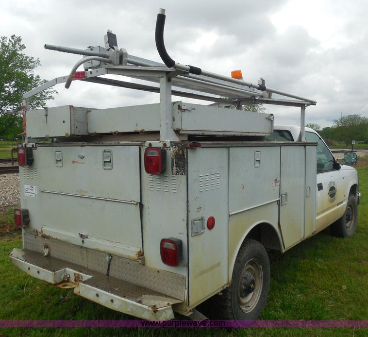 image for item H3172 1996 Chevrolet C3500 utility truck