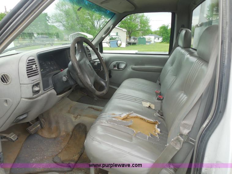 image for item H3172 1996 Chevrolet C3500 utility truck