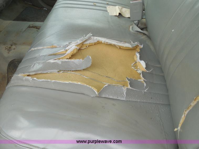 image for item H3172 1996 Chevrolet C3500 utility truck