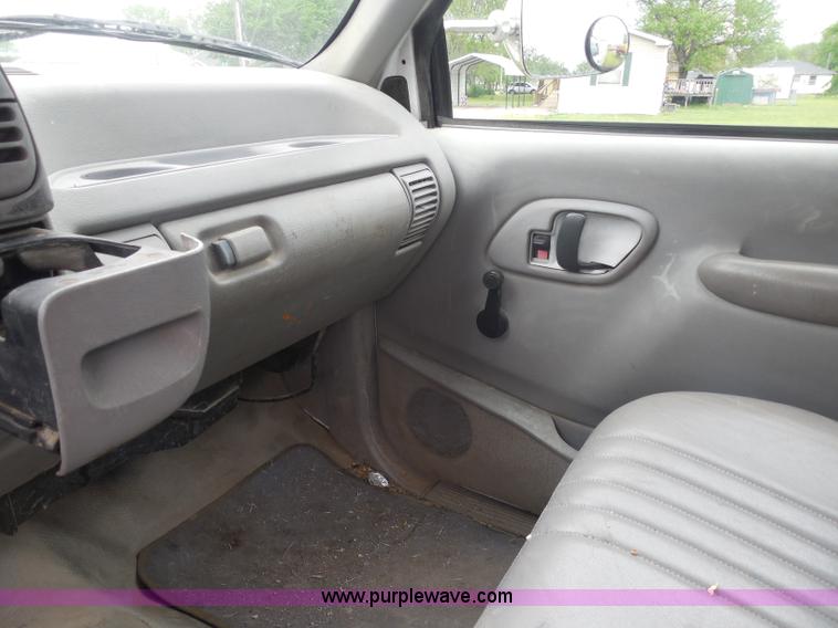 image for item H3172 1996 Chevrolet C3500 utility truck