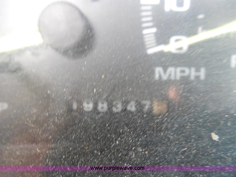 image for item H3172 1996 Chevrolet C3500 utility truck