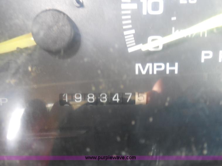 image for item H3172 1996 Chevrolet C3500 utility truck