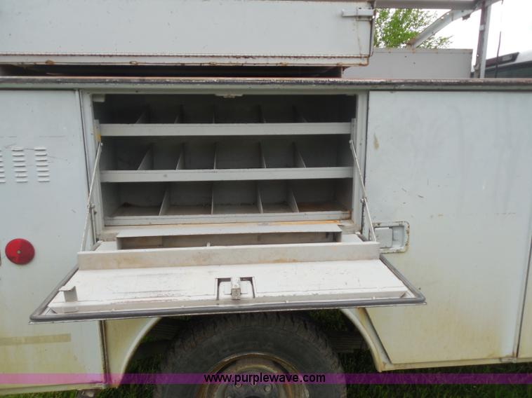 image for item H3172 1996 Chevrolet C3500 utility truck