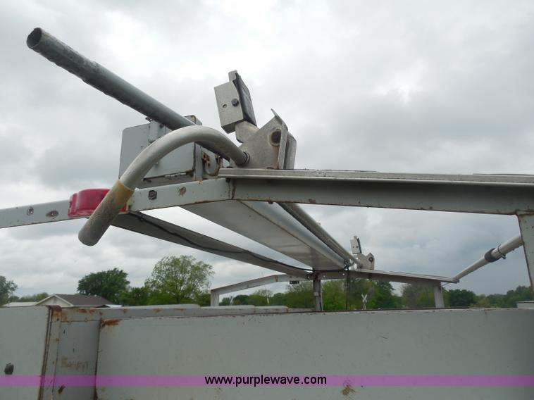 image for item H3172 1996 Chevrolet C3500 utility truck