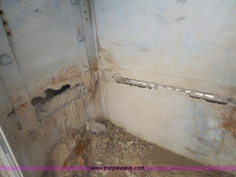 image for item H3184 1992 Chevrolet Chyenne 3500 utility truck