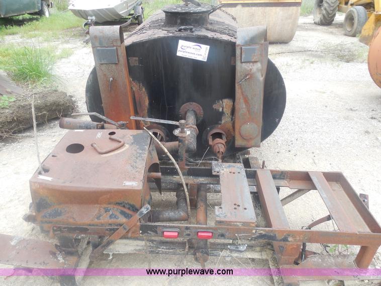 image for item H3185 Oil tank