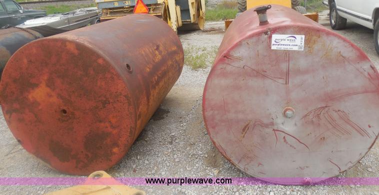 image for item H3187 (2) fuel tanks