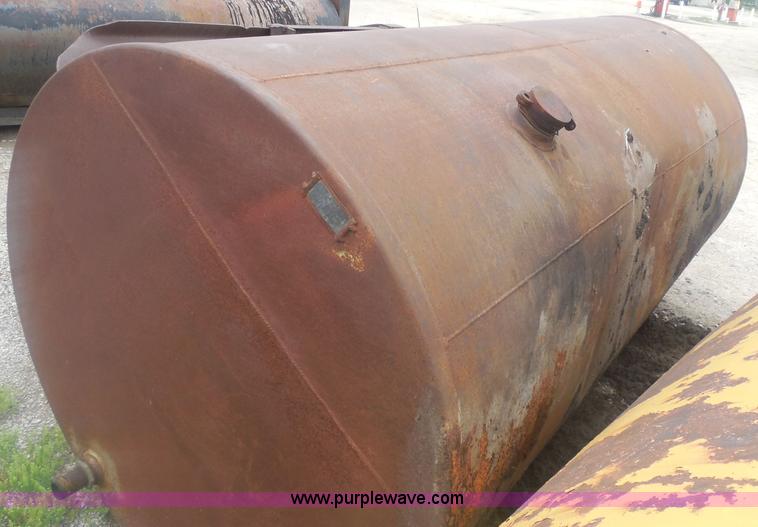 image for item H3188 (2) fuel tanks