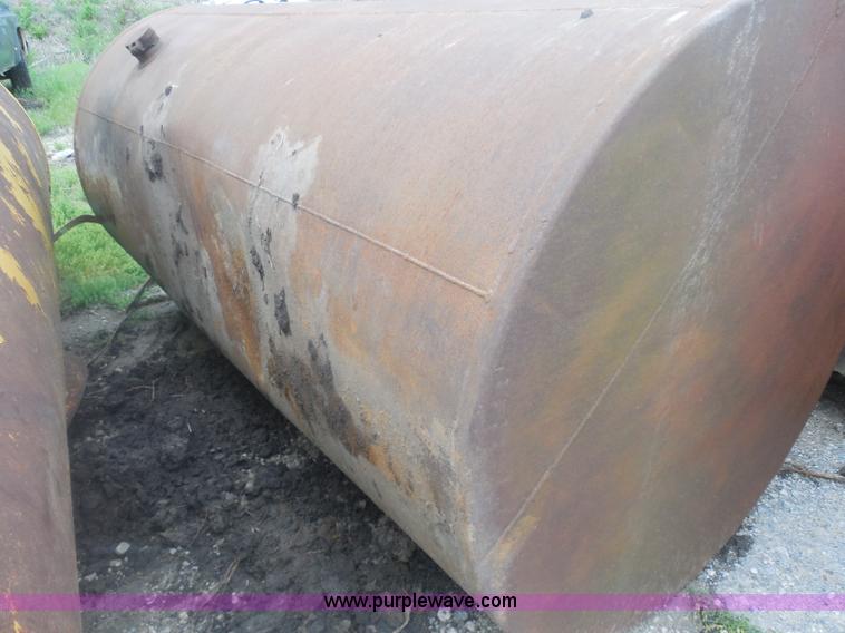 image for item H3188 (2) fuel tanks