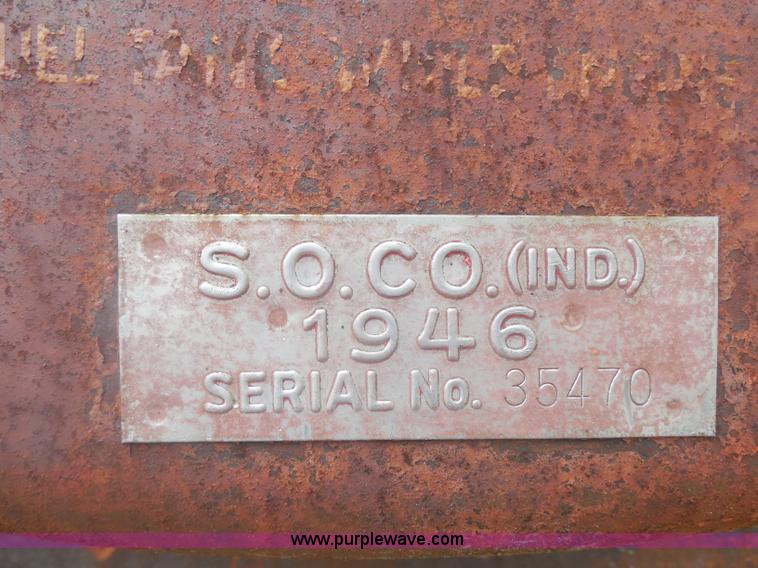 image for item H3189 S.D. Co. 1946 300 gallon fuel tank