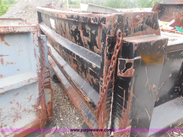 image for item H3190 Anthony dump truck bed