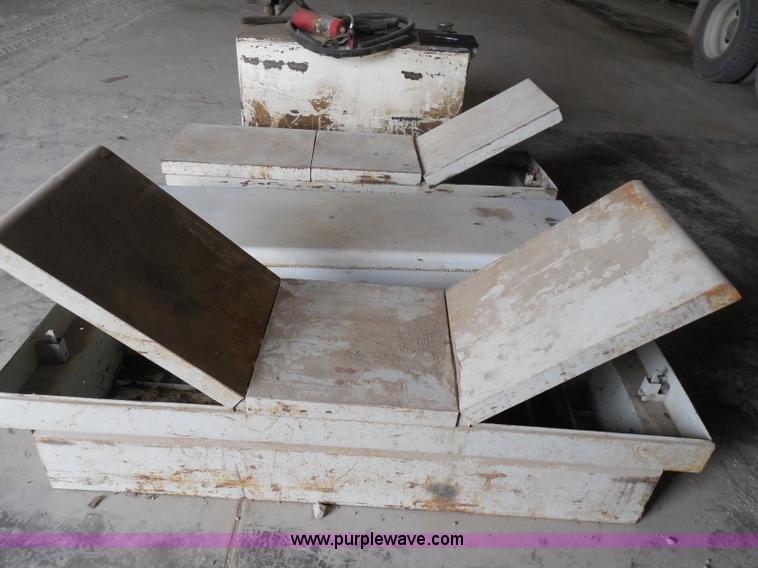 image for item H3200 (4) Delta truck toolboxes