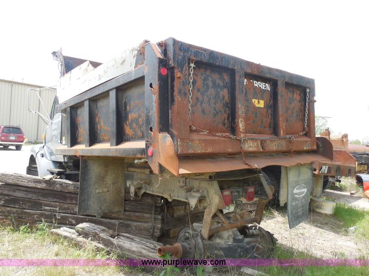 image for item H3205 2000 Sterling L7500 dump truck