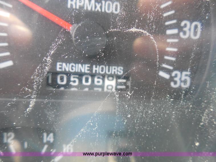 image for item H3205 2000 Sterling L7500 dump truck