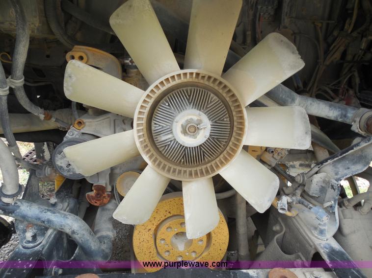 image for item H3205 2000 Sterling L7500 dump truck