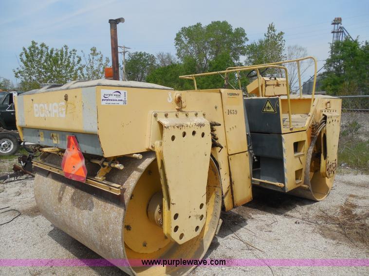image for item H3208 Bomag BW161AD vibratory roller