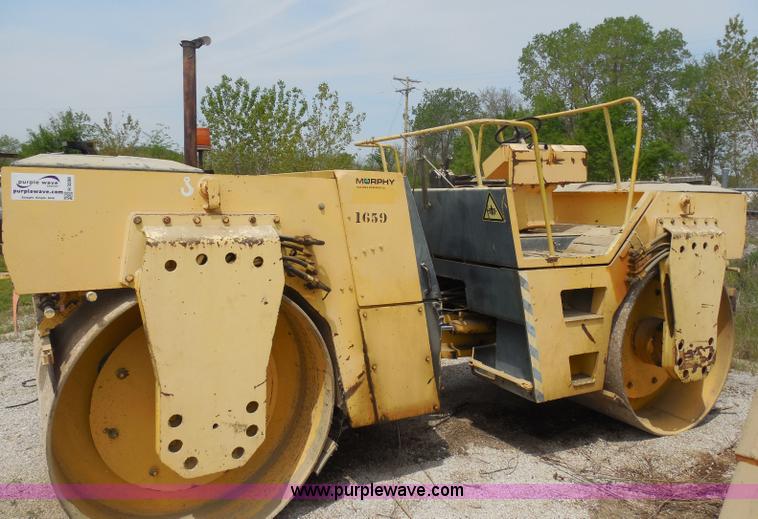 image for item H3208 Bomag BW161AD vibratory roller