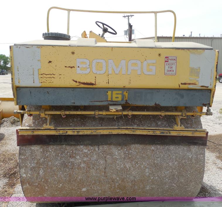 image for item H3208 Bomag BW161AD vibratory roller