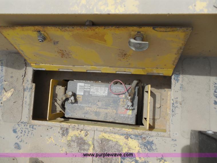 image for item H3208 Bomag BW161AD vibratory roller