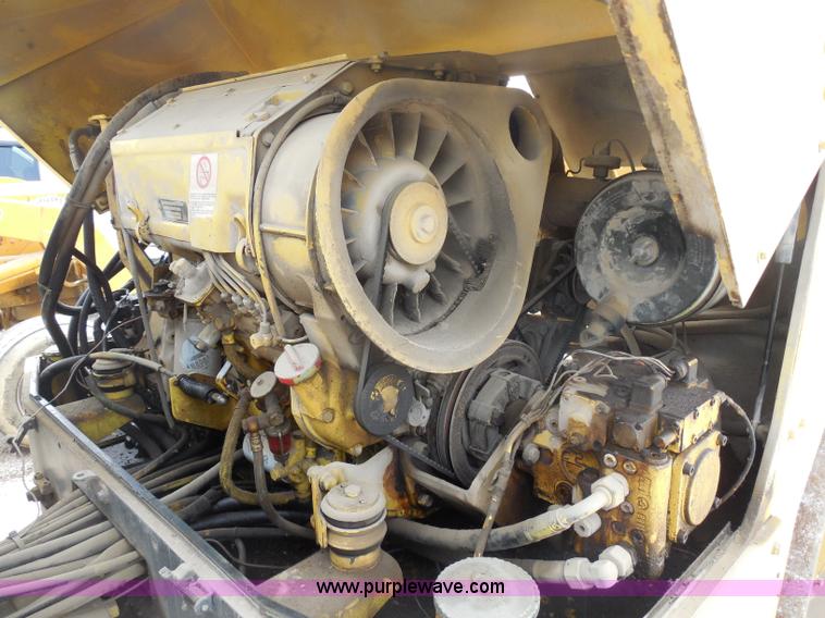 image for item H3208 Bomag BW161AD vibratory roller