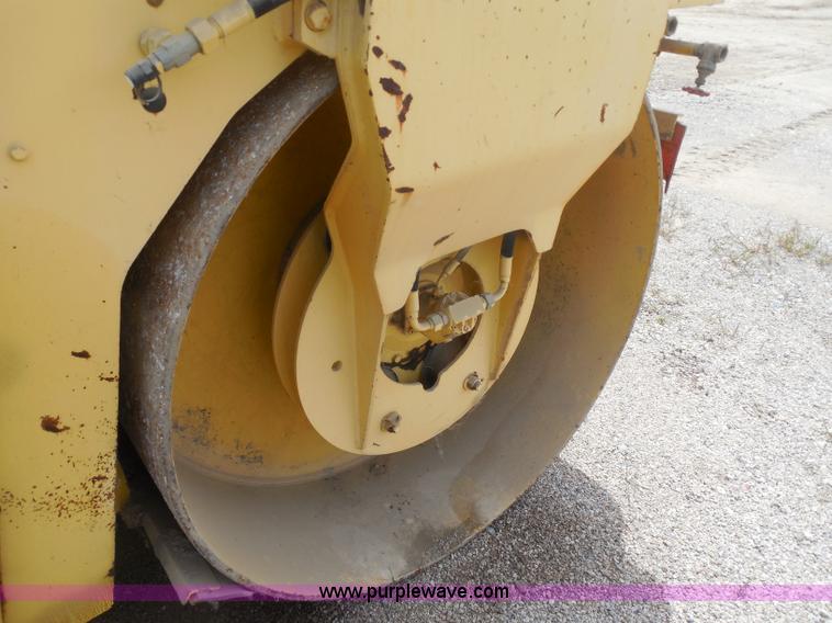 image for item H3208 Bomag BW161AD vibratory roller