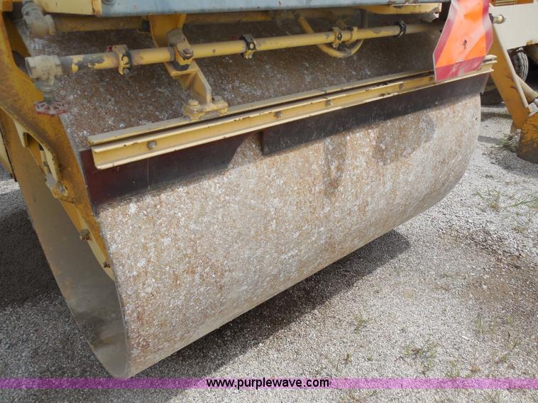 image for item H3208 Bomag BW161AD vibratory roller