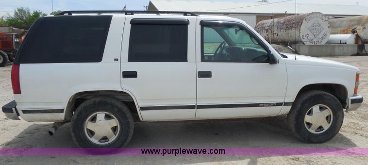 image for item H3210 1997 Chevrolet Tahoe SUV